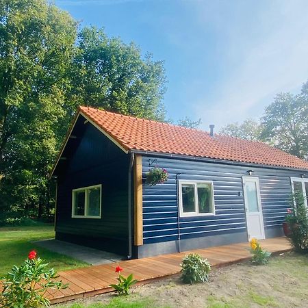Morning Glory, Huisje Forest Бикберген Экстерьер фото